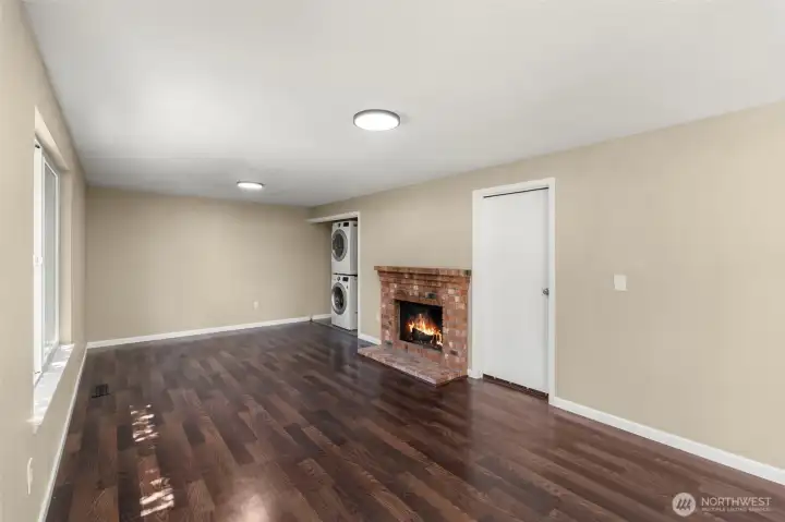 Living Room - Fireplace is not actually lit