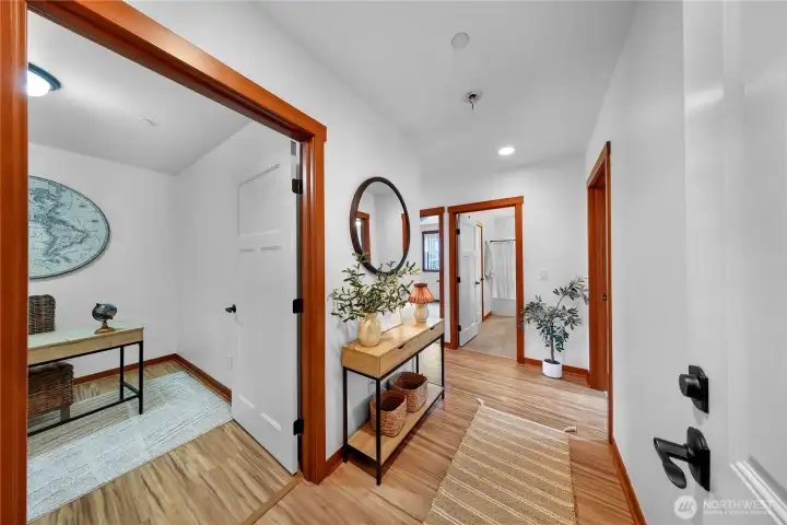 Entry way with double doors for private office, craft room or use your imagination for use of this extra space. Entry way with double doors for private office, craft room or use your imagination for use of this extra space.