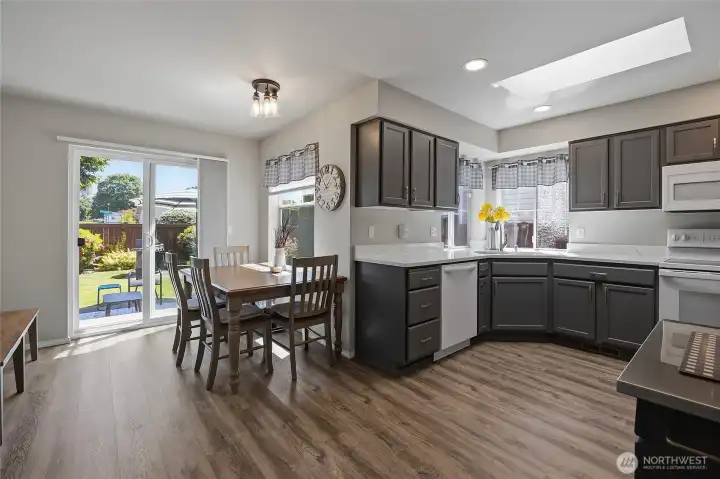 Eat in kitchen