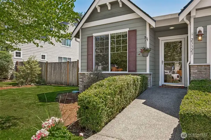 Located in a community with two private neighborhood parks including Lake Sawyer, and close to the MV library, senior center, restaurants and shopping, this home offers convenience. Buyers will love the blend of comfort, and the highly regarded Tahoma School District. Located in a community with two private neighborhood parks including Lake Sawyer, and close to the MV library, senior center, restaurants and shopping, this home offers convenience. Buyers will love the blend of comfort, and the highly regarded Tahoma School District.