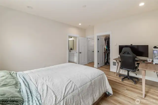 Excellent split floorplan - None of the bedrooms share a common wall.