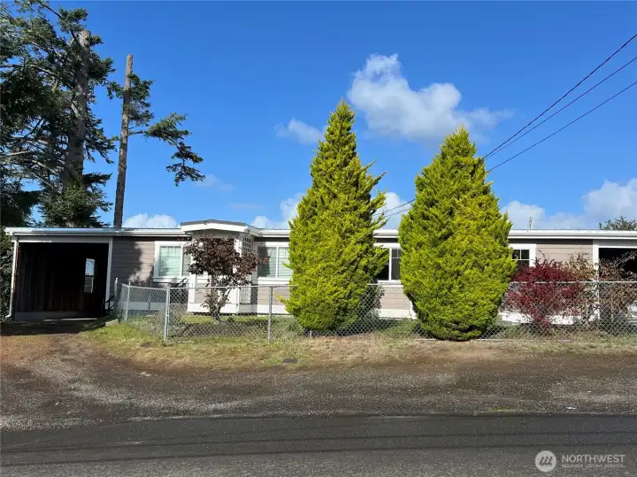 Welcome to 140 & 142 Newell Ave.