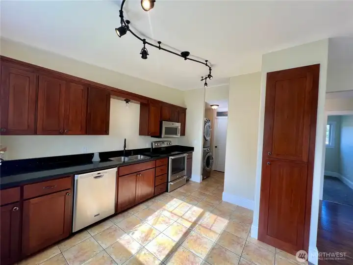 Unit 140 kitchen ( no refrigerator in this one)