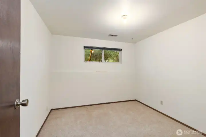 Downstair extra room