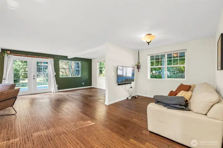 Open Living Room floor plan lends itself to many different uses and configurations.