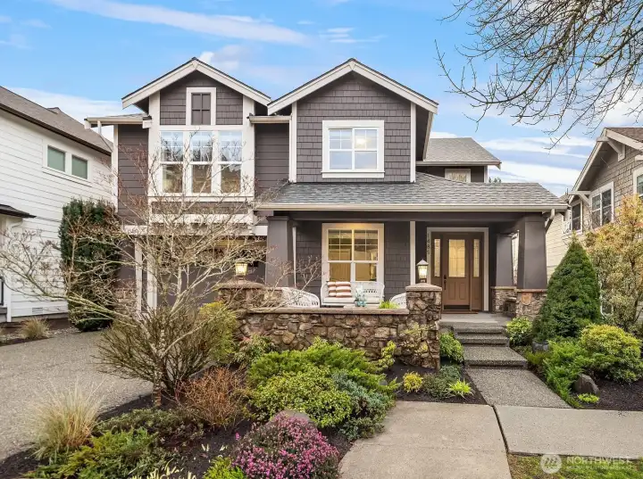 View home in Issaquah Highlands.  Ideal location with unobstructed western views.