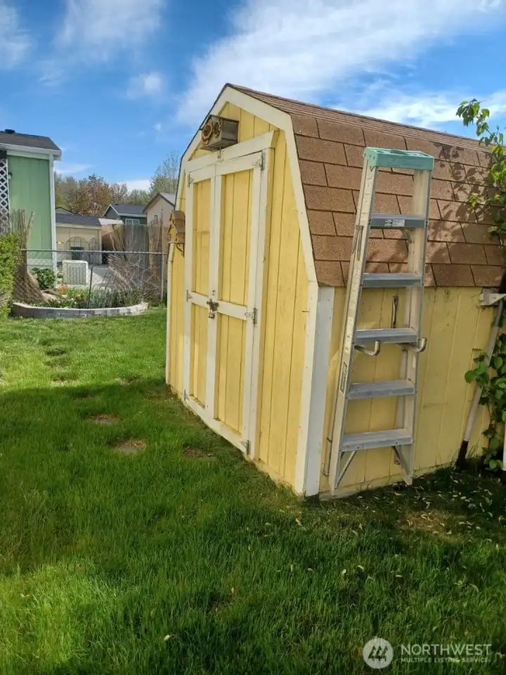 shop/shed
