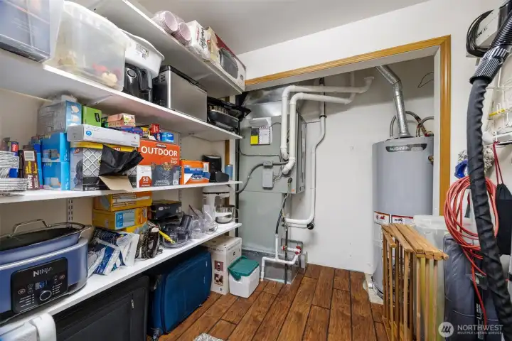 The furnace and hot water heater are new and there is AC, too!