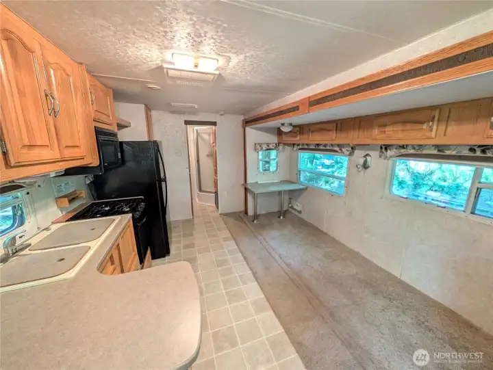 Double Kitchen sink w/ covers for more counterspace.