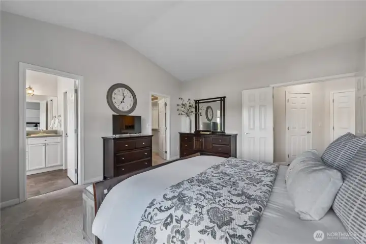 Here you can see the entrance to the spacious walk-in closet.