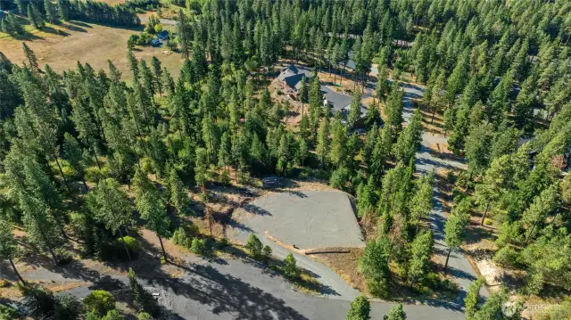 Located conveniently off the first cul-de-sac for easy access and surrounded by lovely homes. This is one of the last remaining lots in the original plat.