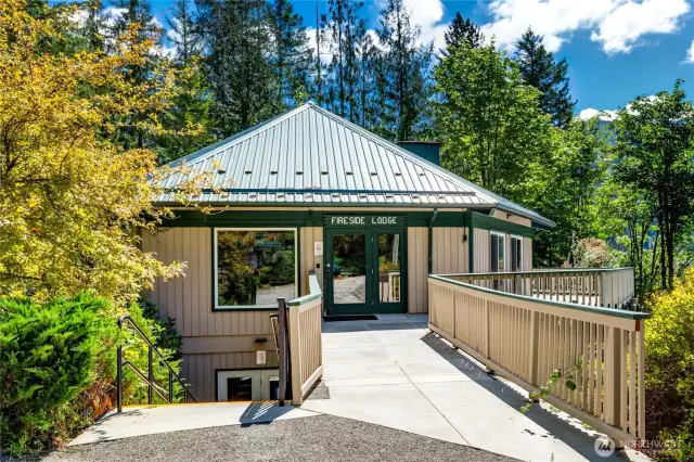 Fireside Lodge