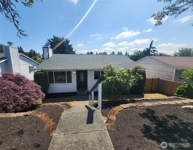 Welcome to 3111 58th Ave NE
