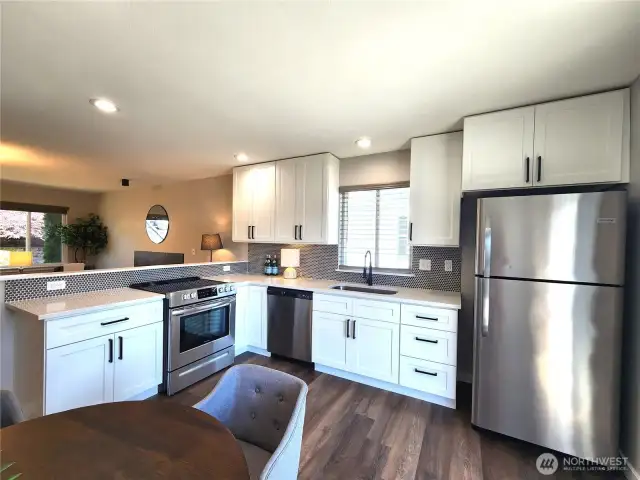 Kitchen with eating area
