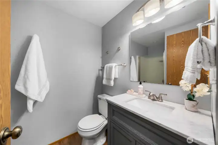 Private 3/4 bath in primary!