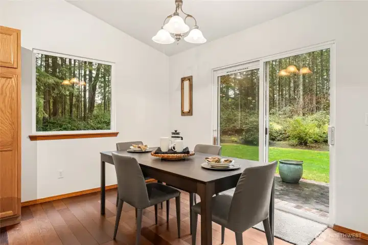 A dining room designed to comfortably host everything from everyday dining to formal occasions.