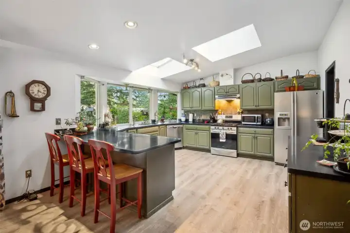 Large kitchen with great storage