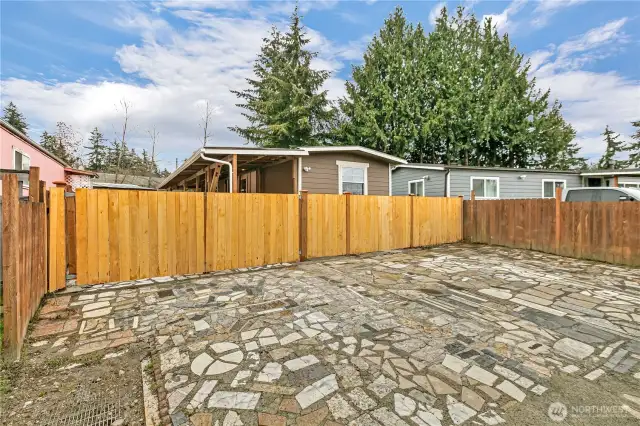 Front of home with fence closed