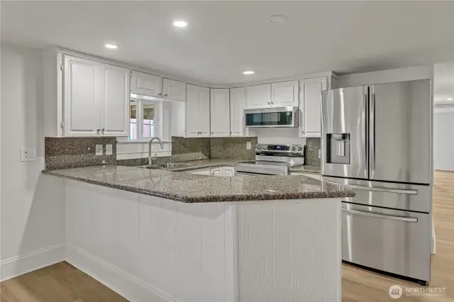 updated kitchen with all new appliances