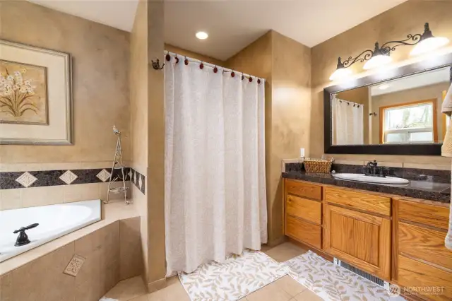 Primary bedroom ensuite