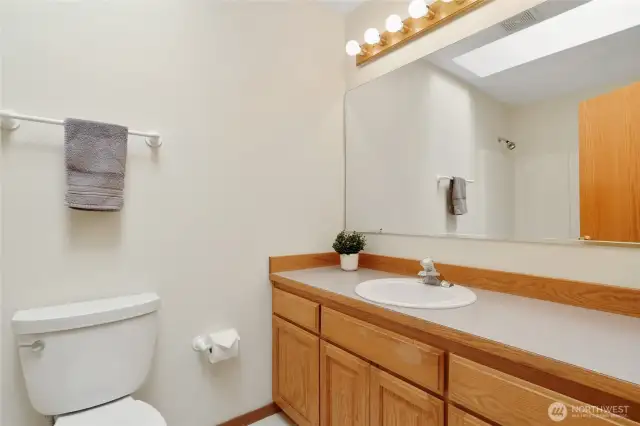 Guest Bath.