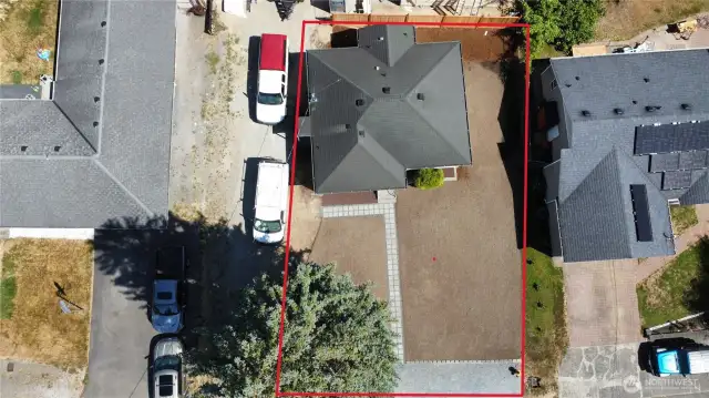 Estimated Lot Lines for Condo. See Condo Docs for Exact dimensions