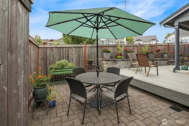 The sellers added a drip system for pots and plantings.