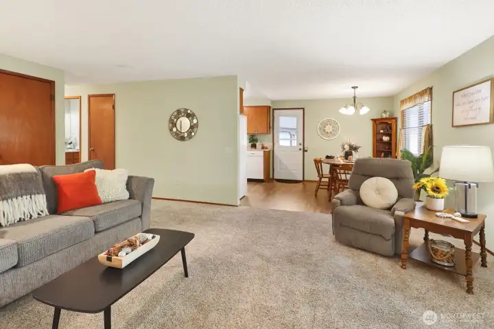 A look back at the dining room.