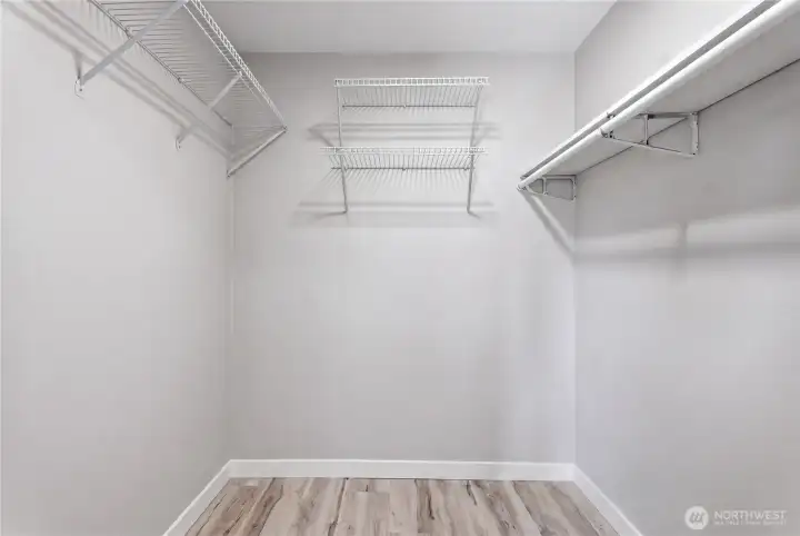 Guest bedroom walk-in closet.