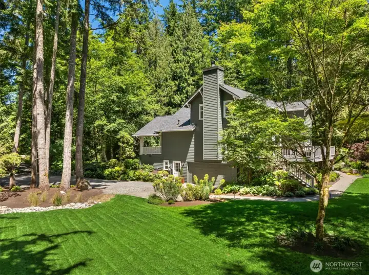 Large flat side yard.