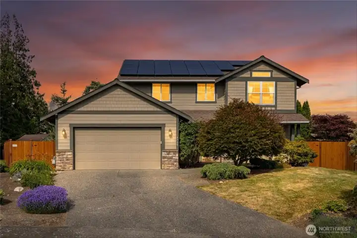 Welcome Home to 5928 Foxtail Court!
