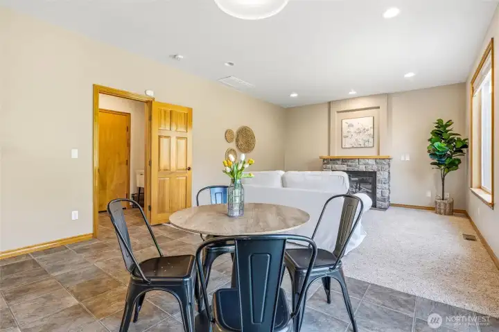 Open Floorplan to 2nd Living Room