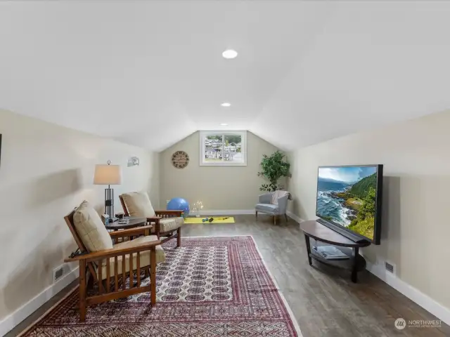 Bonus Room upstairs is a great large space.