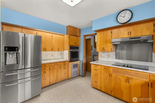 Kitchen with newer appliances