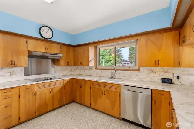 Kitchen with nicely kept original cabinets