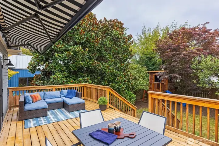Large deck on back of home.