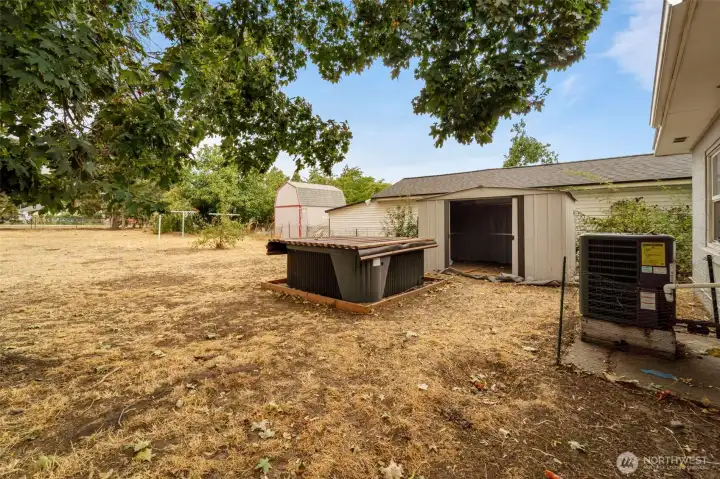 Hot Tub, shed, & AC Unit