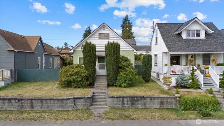 Street View Front of the house