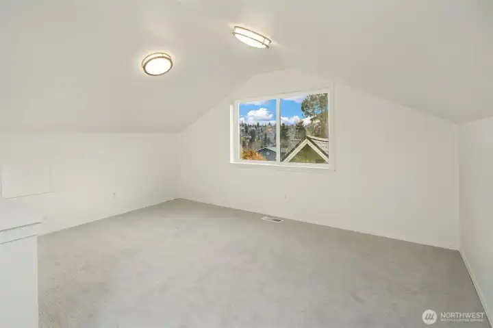 Top Floor Bonus room overlooking the backyard