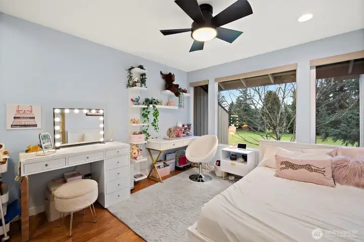 Bedroom 2 with Views