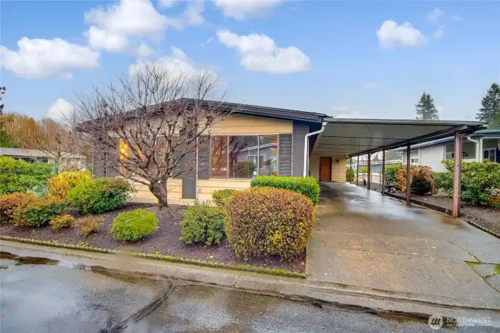 Leisure Estates Unit 112