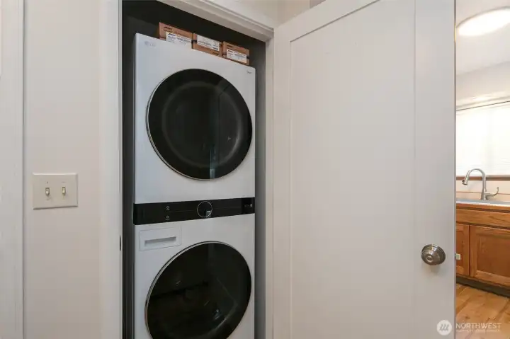 All units have washer and dryer. Dryers are gas, washers electric.