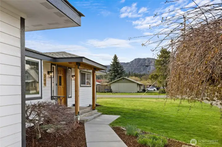 Check out that view of Upper Peoh Pt.