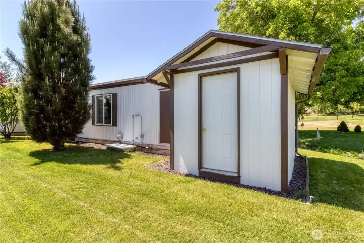Garden shed