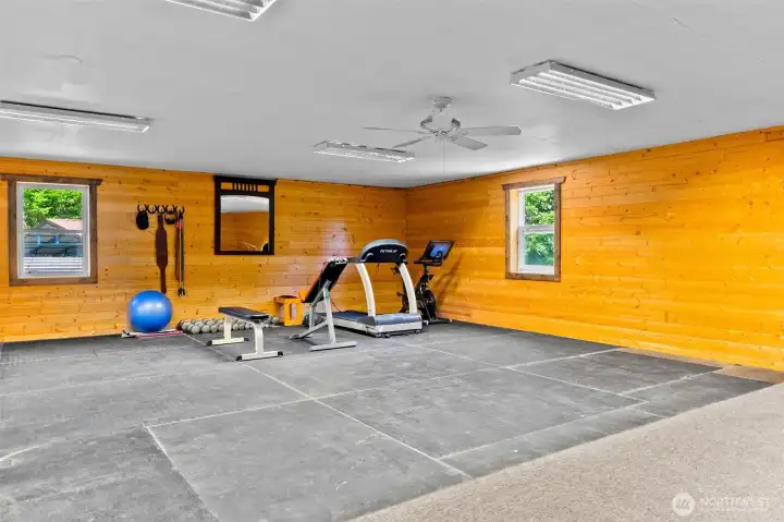 Weight/Rec room above Shop