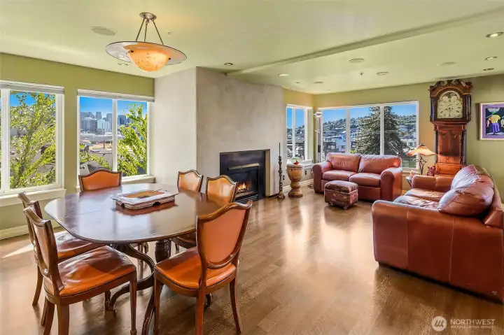 Expansive dining an den area