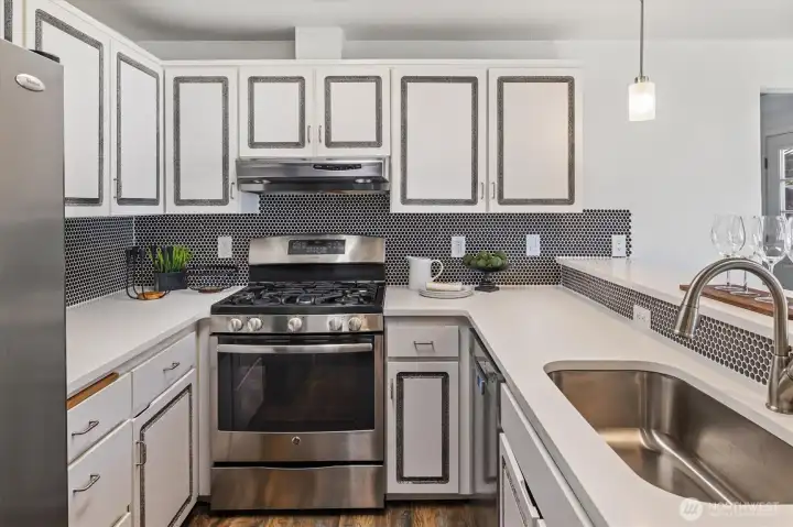 Brand new counters, sink & backsplash!