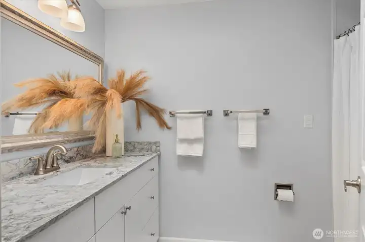 Remodeled full main bath!