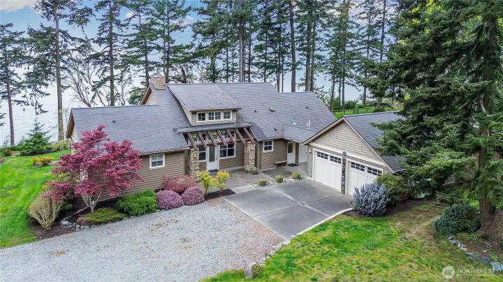 Enjoy the best of Camano with a nearby boat launch for easy water access & experience the relaxing island lifestyle while still being close to all amenities. Welcome Home. Enjoy the best of Camano with a nearby boat launch for easy water access & experience the relaxing island lifestyle while still being close to all amenities. Welcome Home.