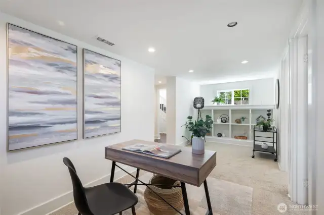 Lower Level Bonus/Office Space with Built-Ins